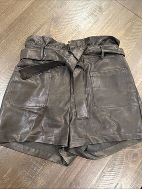 High-Waist Faux Leather Black Paperbag Shorts with Belt Size L